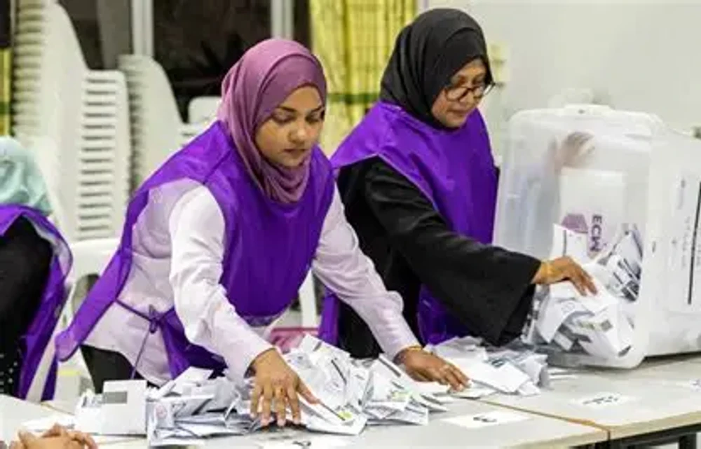 ކައުންސިލް އިންތިޚާބަށް 3،000 މީހުން ކުރިމަތިލައިފި